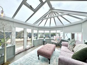 Photo 35- click for photo gallery